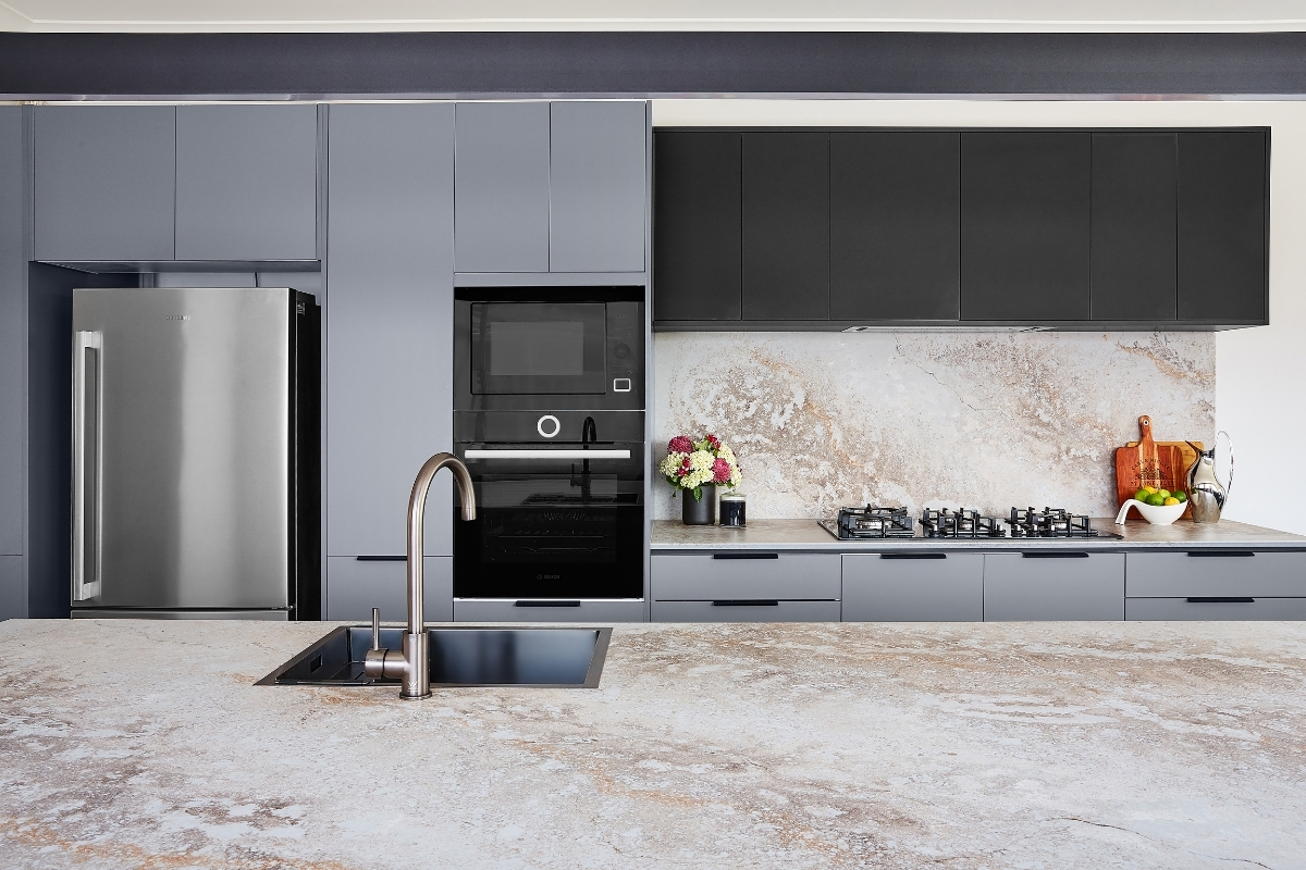 Grey kitchen with caesarstone benchtop and splashback